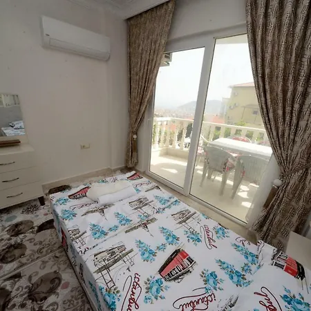 Lux White ألانيا